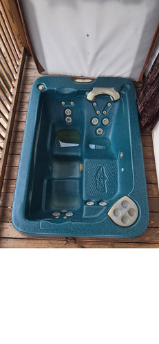 Hot tub spa jacuzzi - spa, calspa